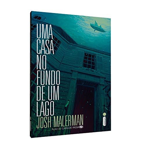 Uma Casa no Fundo de Um Lago