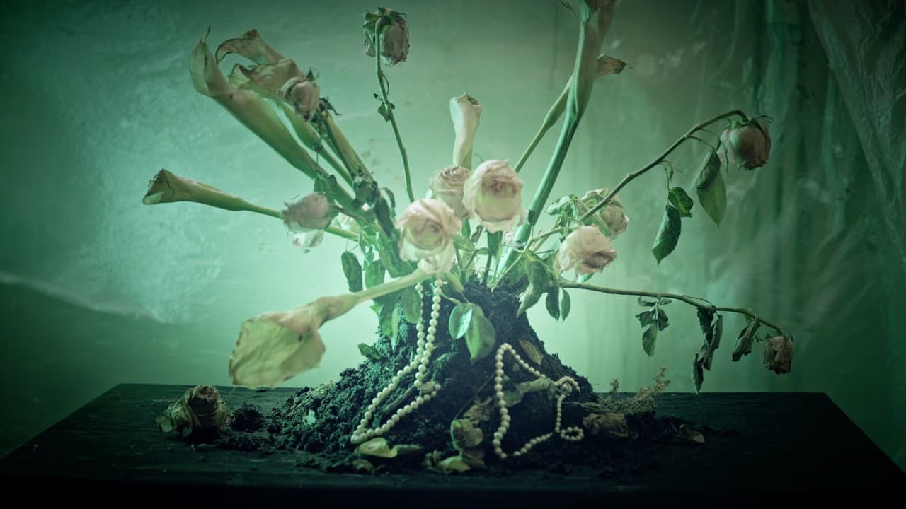 Génesis: El Jardín de las Moscas